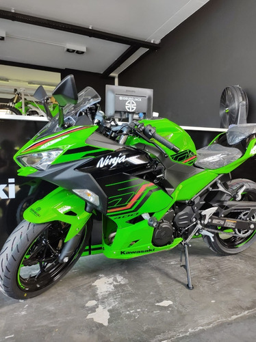 Imagen 10 de 25 de Nueva Kawasaki Ninja 400 Krt 2023!!!