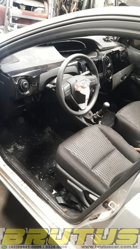 Imagem 5 de 10 de Sucata Toyota Etios Hatch 1.3 Manual 2018 Para Pecas
