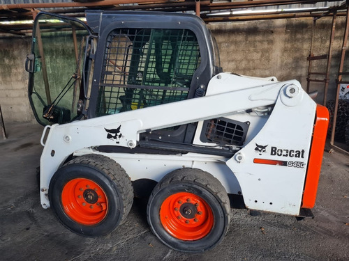 Imagem 2 de 9 de Minicarregadeira Bobcat S450 Ano 2019 1795hs + Ar + Alavanca