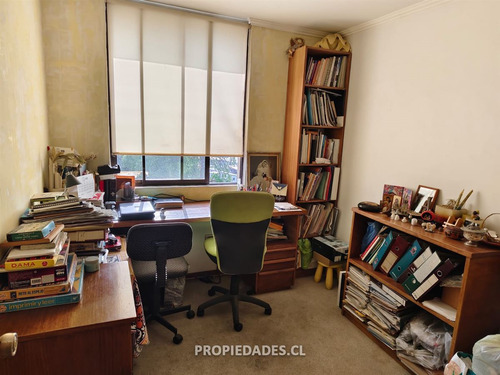 Depto En Venta De 4 Dorm. En Lo Barnechea, Cerca Arrayan