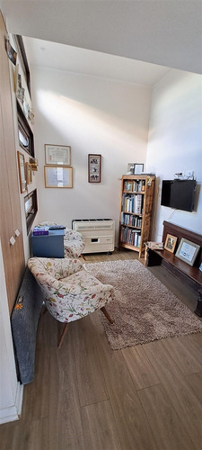 Casa En Arriendo De 4 Dorm. En Lomas De Montemar Concón