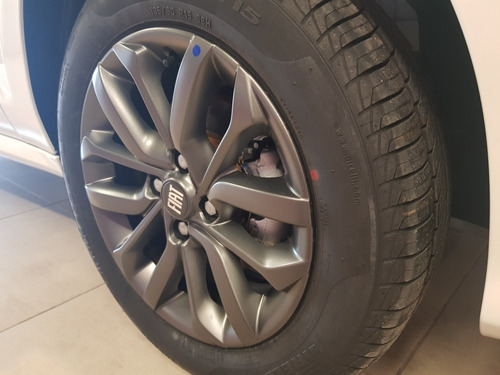 Fiat Cronos Drive 1.3 Dsigne (deportivo) Venta Directa 0km