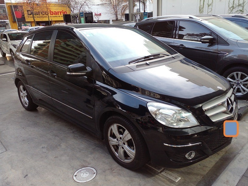 Imagen 3 de 16 de Mercedes Benz Clase B B180 Motor 1.7 At 5 Puertas Negro 2011