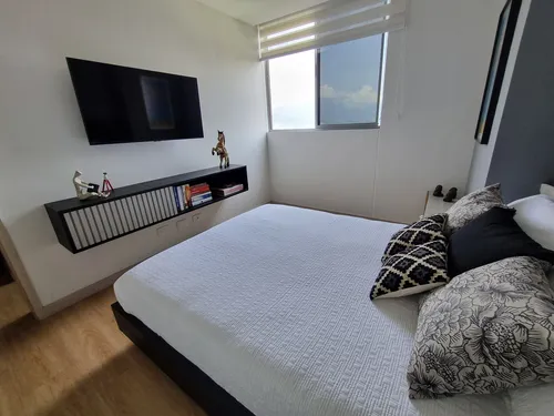 Apartamento En Venta En Envigado Barrio Loma De Los Mesa