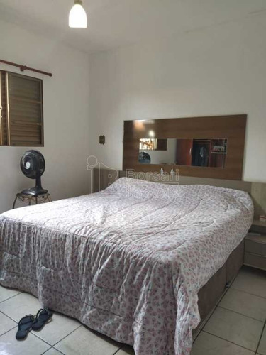 Imagem 5 de 6 de Venda De Casas / Padrão Na Cidade De Araraquara 10866