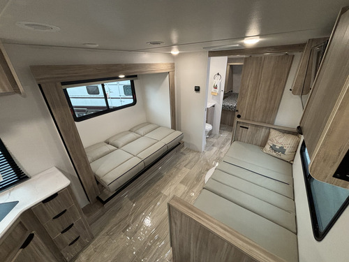 Trailer Importado Winnebago 2326rk - 0km - Y@w2