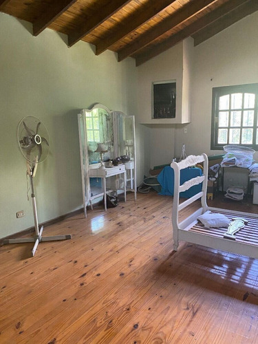 Imagen 12 de 17 de Venta De Hermoso Chalet En Ituzaingo Norte