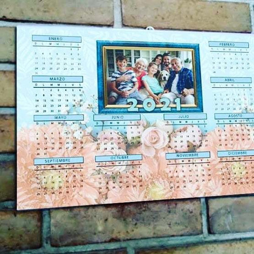 Imagen 3 de 6 de Mural Calendario 2021 Personalizado.