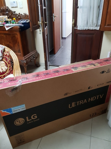 Imagen 2 de 7 de Tv Smart 4k LG Excelente Imagen Magic Control X Voz 49 PuLG
