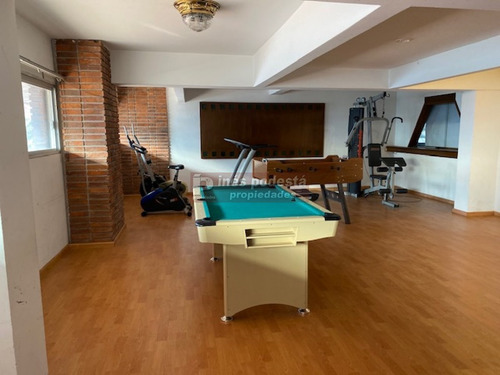 Hotel En Venta En La Península A Pasos Del Puerto- Ref: 37584