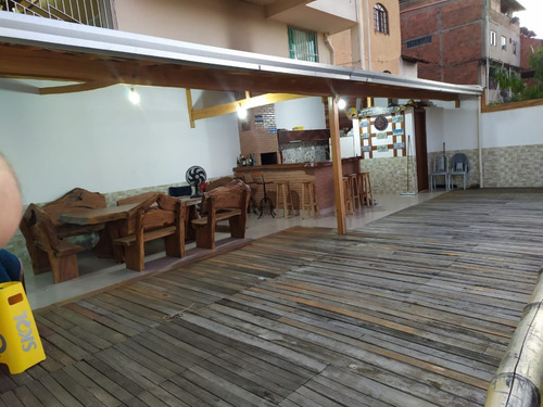 Imagem 4 de 14 de Belissima Casa Bairro Iguaçu