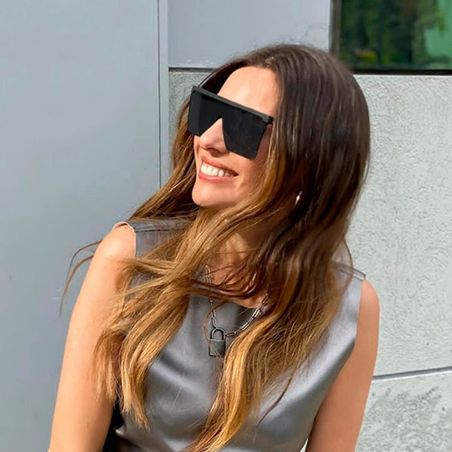 Imagen 4 de 7 de Anteojos Sol Infinit By Pampita Moscow Negro Lente Negra