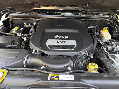 Jeep Wrangler 3.6 Unlimited Sahara 4x4 At