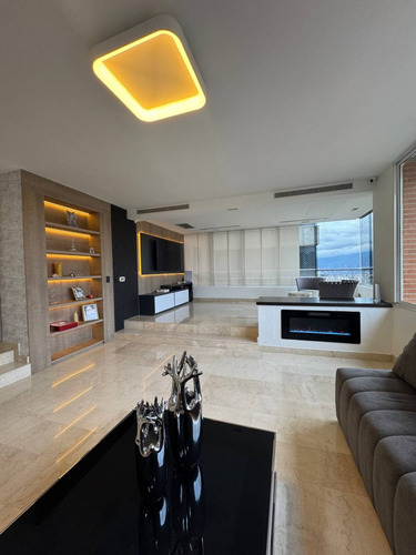 Venta De Apartamento Actualizado En La Tahona