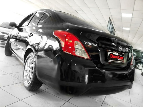 Nissan Versa S 1.0 12v Top!!!