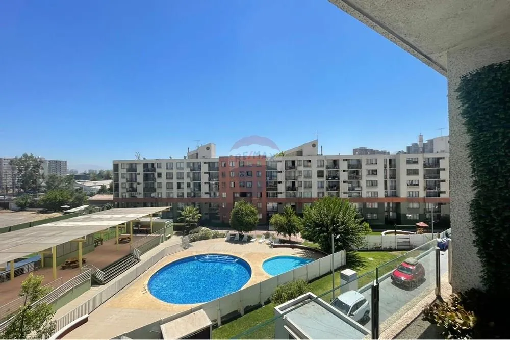 Imagen 4 de 10 de Se Vende Depto. 1d+1b A Pasos Del Metro R.d.araya