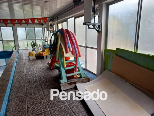 En Venta Complejo Natatorio, Salon De Fiesta Tapalque