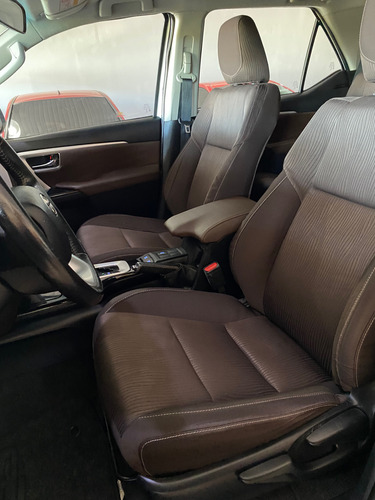 Toyota SW4 2.7 Srv 7l 4x2 Flex Aut. 5p