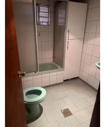 Cómoda Casa En Lo Espejo