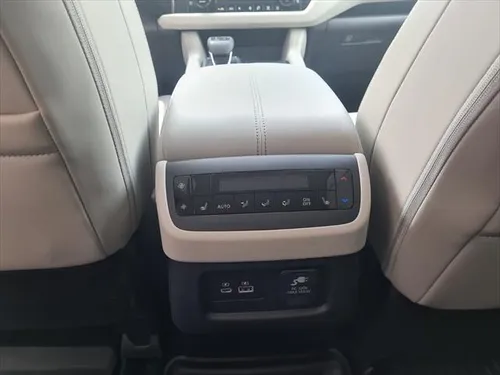 Nissan Pathfinder 3.5 Platinum At