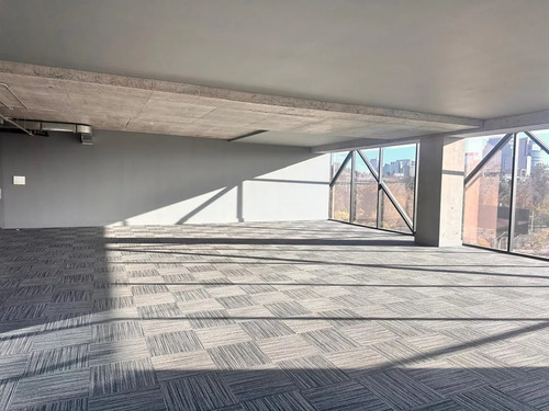 Oficina En Venta Y Arriendo En Recoleta