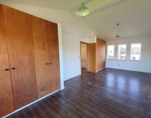 Venta Casa Exclusiva Puerto Varas (102042)