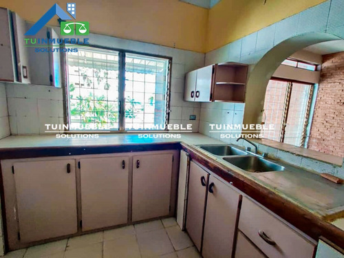 Imagen 4 de 12 de Casa En Venta