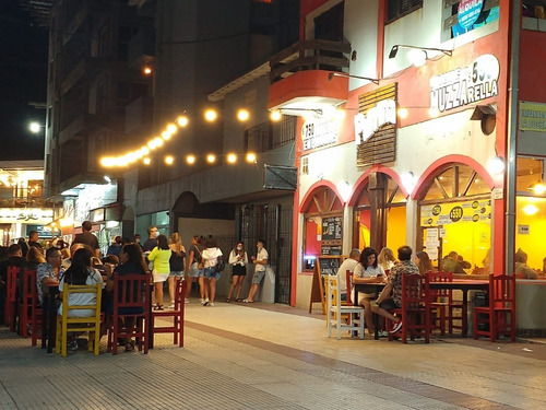 Imagen 2 de 10 de Venta Fondo De Comercio / Pizzeria 11 Años Antiguedad