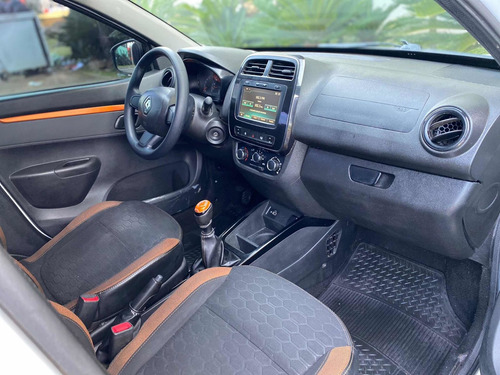 Imagem 13 de 15 de Renault Kwid 2020 1.0 Outsider 12v Sce Top De Linha