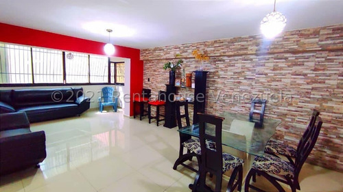 Apartamento En Venta Piso Bajo Baños Remodelados Ubicado En El Centro De Maracay Acceso A Las Principales Vías 25-16806 Miriam