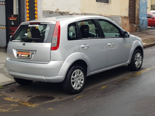 Ford Fiesta 1.0 Rocam Se 8v Flex 4p Manual