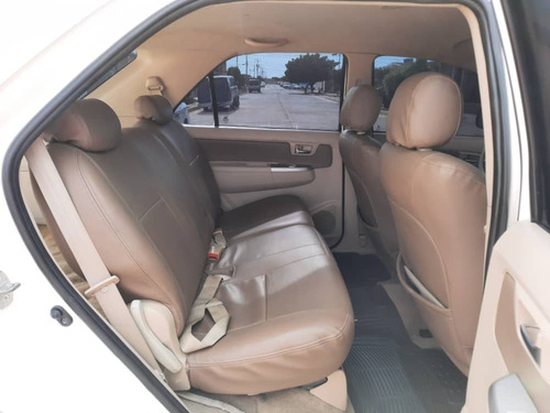 Imagen 10 de 14 de Toyota Fortuner