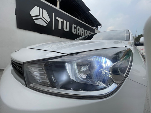 Kia Rio 1.6 L Sedan At