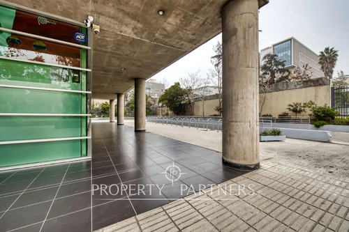 Espectacular Oficina En Providencia (66uf/m2)