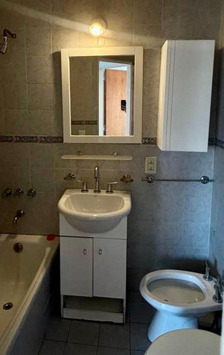 Departamento En Venta De 2 Dormitorios Al Frente Del Paseo Buen Pastor En Barrio Nueva Córdoba.