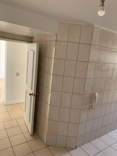 Imagen 12 de 30 de Departamento En Venta, Gran Oportunidad, Las Condes 3 Dorm.