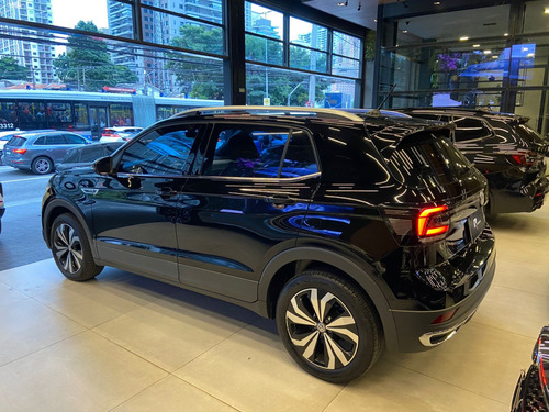 Volkswagen T-Cross 1.4 250 TSI TOTAL FLEX HIGHLINE AUTOMÁTICO