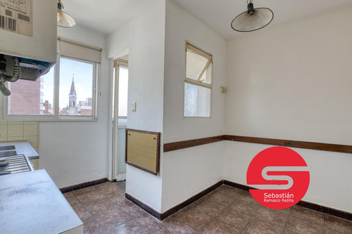 Departamento Venta Centro Dos Dormitorios Balcón