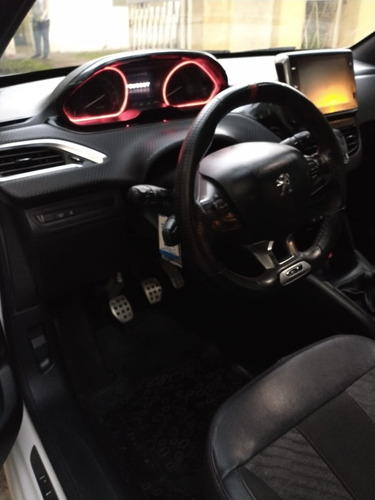 Peugeot 208 Gt