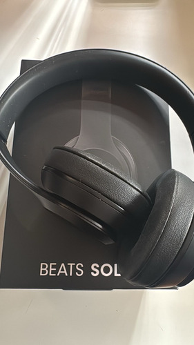 Audífonos Beats Solo3 Wireless Matte Black On-ear Negro (Usado)