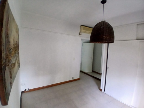 Departamento Tipo Casa En Venta Condicionada En Lanus Este
