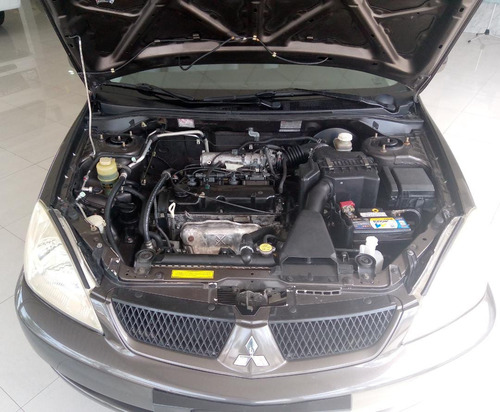 Imagen 8 de 8 de Mitsubishi Lancer 1.6