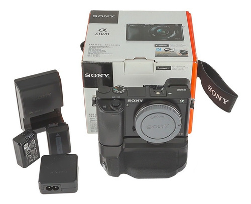 Câmera Sony Alpha A6000 Mirrorless Completa Seminova +acessó