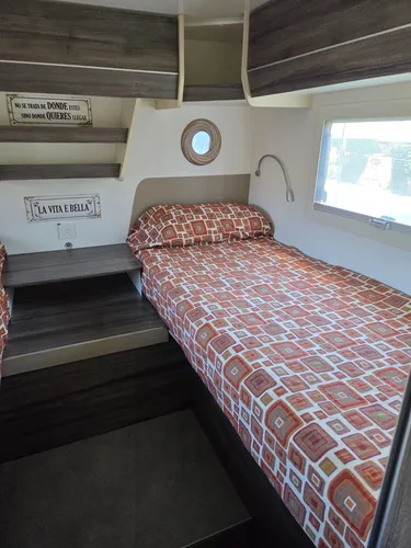 Motorhome M. B. Sprinter 516. Royal Home. Equipamiento Full