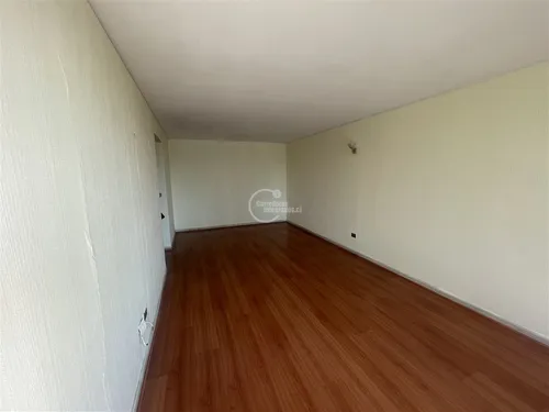Departamento En Arriendo De 2 Dorm. En La Reina