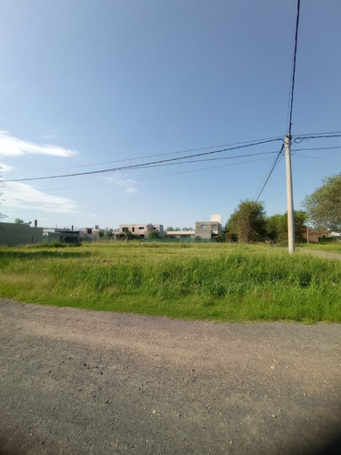 Terreno En Venta En Funes City
