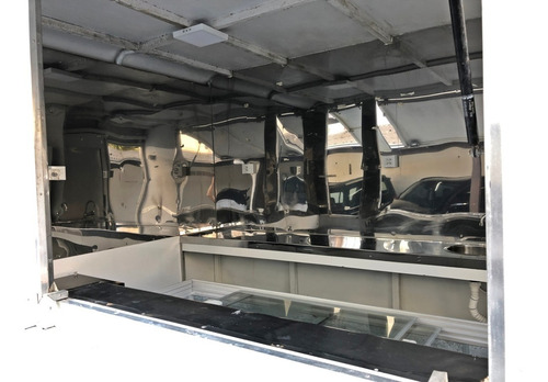 Food Truck Isidoc Equipado