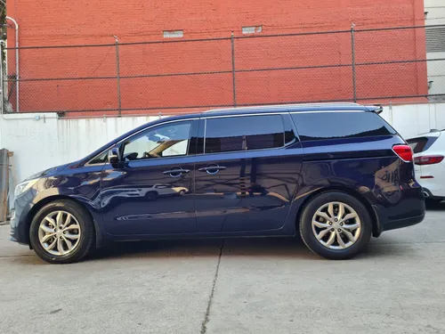 Kia Sedona 3.3 V6 Ex Pack At