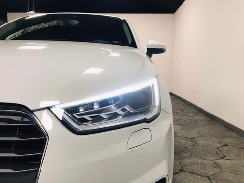 Imagen 2 de 15 de Audi A1 Caja Manual 2016