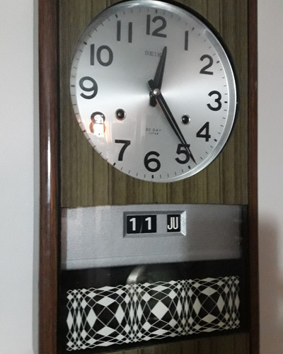 Reloj De Pendulo De Pared Antiguo